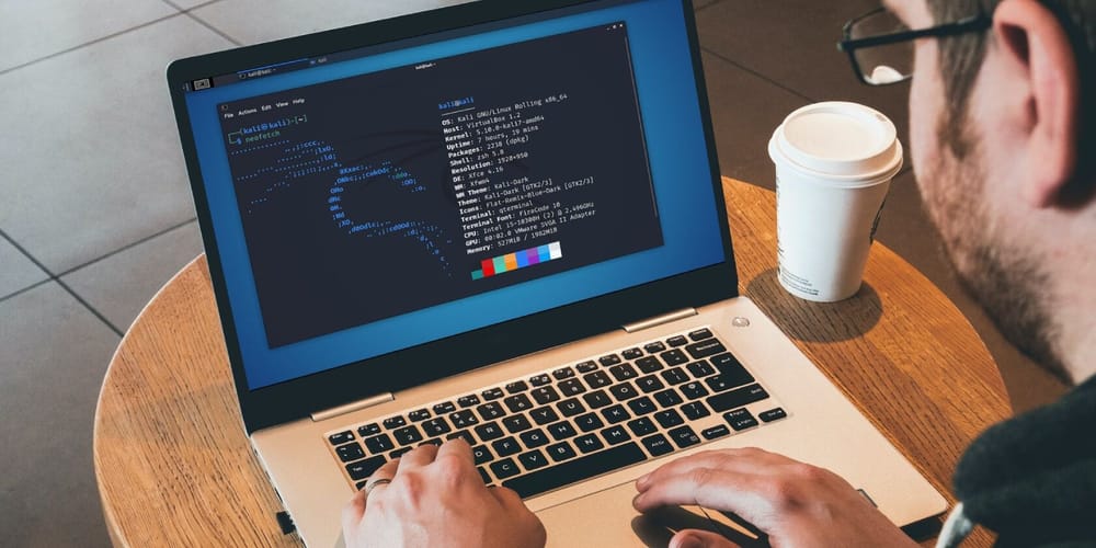 Major Linux Distro Command Line Prompt Appearance